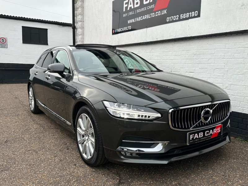 VOLVO V90