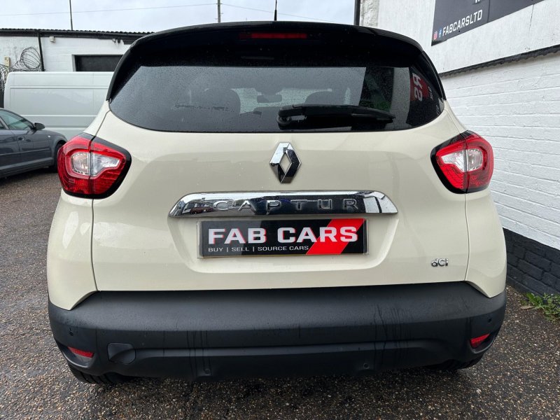 RENAULT CAPTUR