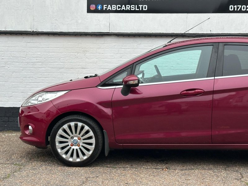 FORD FIESTA