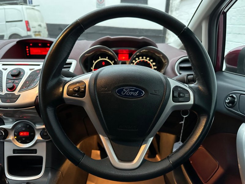 FORD FIESTA