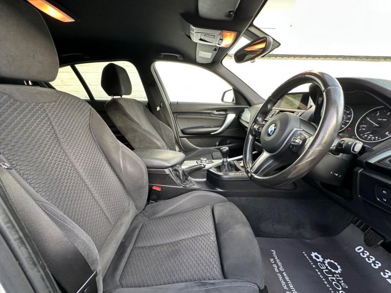 BMW 1 SERIES