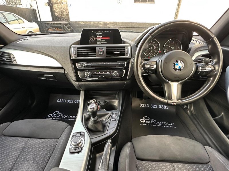 BMW 1 SERIES