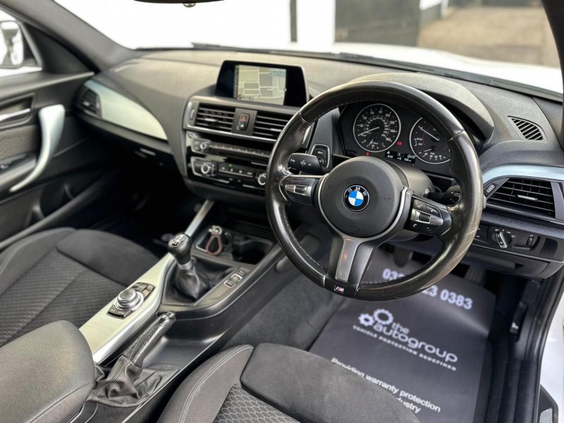 BMW 1 SERIES