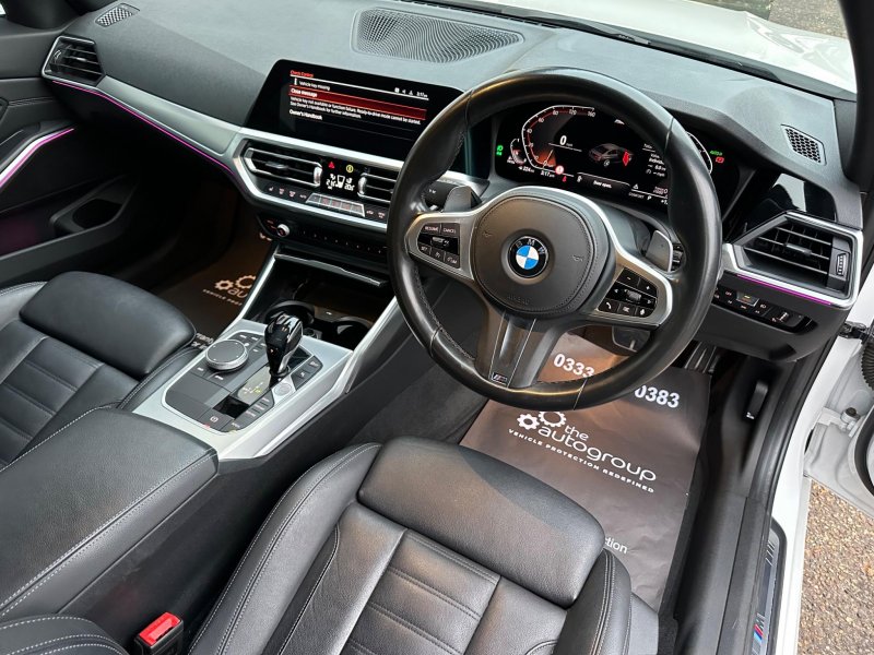 BMW 3 SERIES