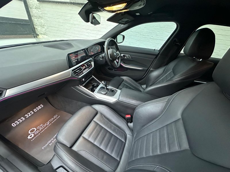 BMW 3 SERIES