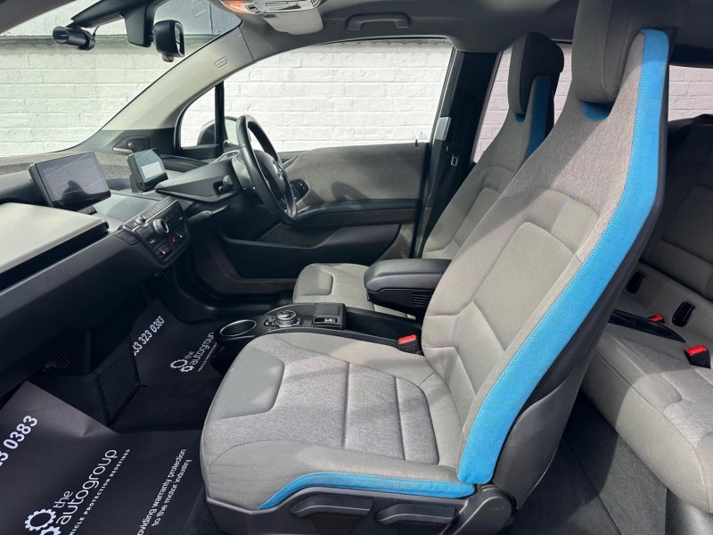 BMW I3